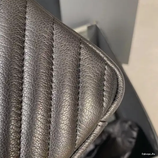 MEDIUM COLLEGE YSL 0518